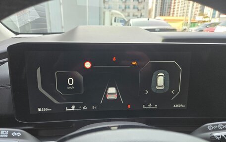 KIA Carnival, 2024 год, 6 800 000 рублей, 18 фотография