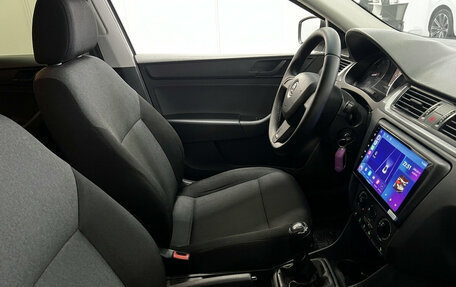 Skoda Rapid I, 2015 год, 890 000 рублей, 11 фотография