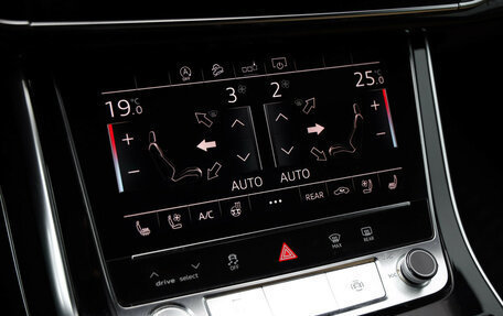 Audi Q8 I, 2018 год, 5 779 000 рублей, 18 фотография