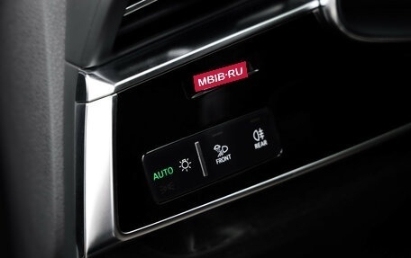 Audi Q8 I, 2018 год, 5 779 000 рублей, 23 фотография