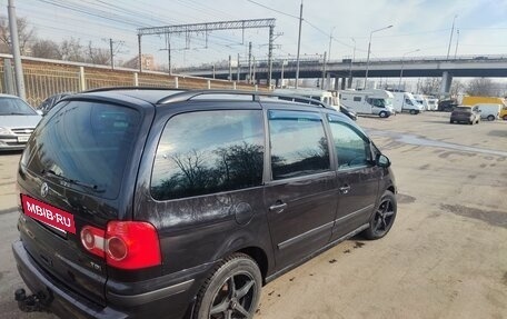 Volkswagen Sharan I рестайлинг, 2004 год, 750 000 рублей, 3 фотография