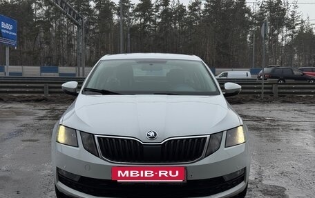 Skoda Octavia, 2017 год, 1 330 000 рублей, 2 фотография