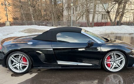 Audi R8, 2019 год, 18 900 000 рублей, 10 фотография