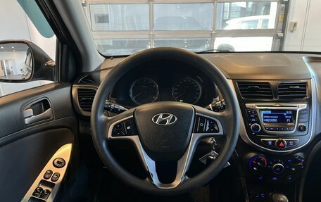 Hyundai Solaris II рестайлинг, 2015 год, 990 000 рублей, 10 фотография