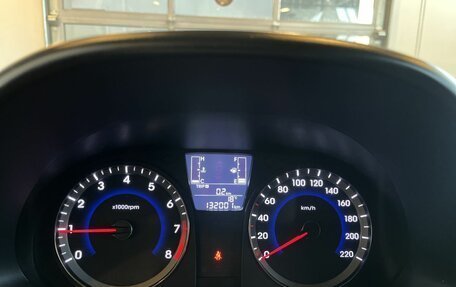 Hyundai Solaris II рестайлинг, 2015 год, 990 000 рублей, 11 фотография