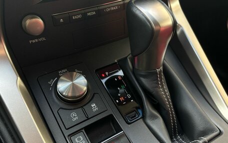 Lexus NX I, 2018 год, 3 390 000 рублей, 21 фотография