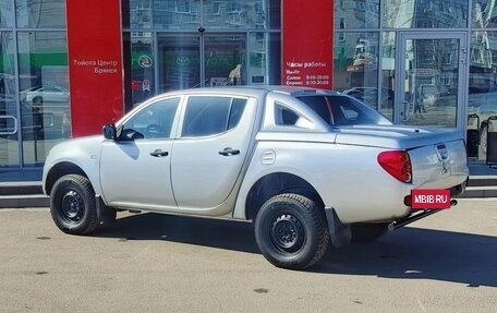 Mitsubishi L200 IV рестайлинг, 2011 год, 1 299 000 рублей, 7 фотография