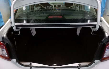 Renault Logan II, 2022 год, 969 000 рублей, 11 фотография