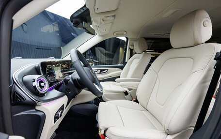 Mercedes-Benz V-Класс, 2025 год, 14 700 000 рублей, 12 фотография