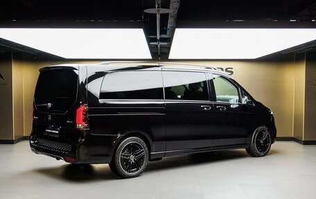 Mercedes-Benz V-Класс, 2025 год, 14 700 000 рублей, 3 фотография