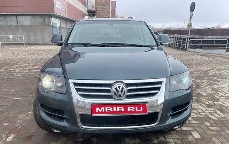 Volkswagen Touareg III, 2008 год, 1 300 000 рублей, 1 фотография
