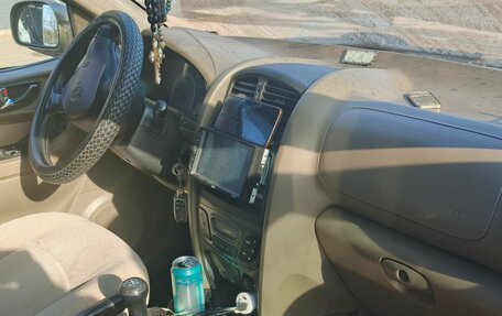 Hyundai Santa Fe III рестайлинг, 2005 год, 700 000 рублей, 11 фотография