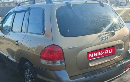 Hyundai Santa Fe III рестайлинг, 2005 год, 700 000 рублей, 2 фотография