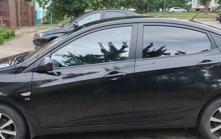 Hyundai Solaris II рестайлинг, 2013 год, 750 000 рублей, 7 фотография