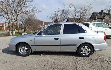 Hyundai Accent II, 2004 год, 305 000 рублей, 2 фотография