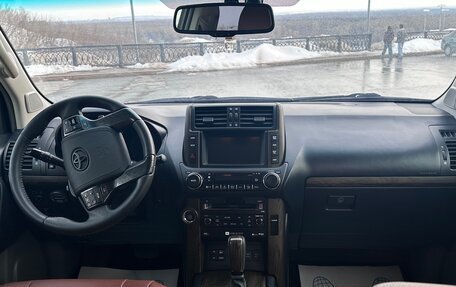 Toyota Land Cruiser Prado 150 рестайлинг 2, 2012 год, 2 350 000 рублей, 11 фотография