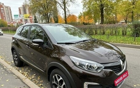 Renault Kaptur I рестайлинг, 2018 год, 1 650 000 рублей, 11 фотография
