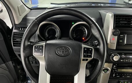 Toyota Land Cruiser Prado 150 рестайлинг 2, 2012 год, 2 500 000 рублей, 12 фотография