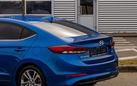 Hyundai Elantra VI рестайлинг, 2017 год, 1 295 000 рублей, 10 фотография