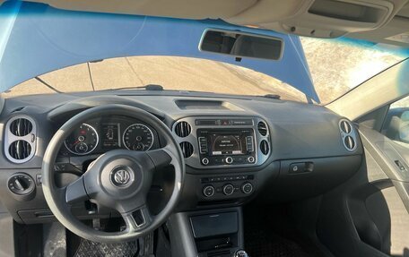 Volkswagen Tiguan I, 2012 год, 1 075 000 рублей, 5 фотография