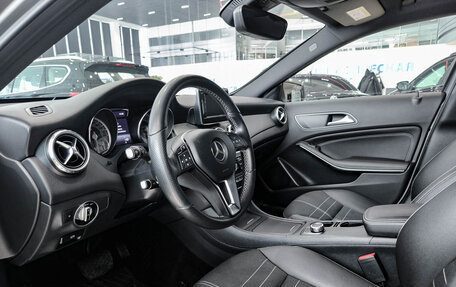 Mercedes-Benz GLA, 2015 год, 2 499 000 рублей, 16 фотография