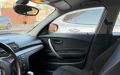 BMW 1 серия, 2011 год, 700 000 рублей, 5 фотография