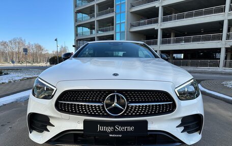 Mercedes-Benz E-Класс, 2021 год, 11 000 000 рублей, 5 фотография