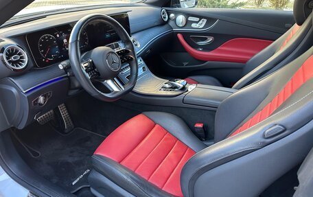 Mercedes-Benz E-Класс, 2021 год, 11 000 000 рублей, 9 фотография