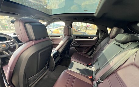 Porsche Cayenne III, 2024 год, 15 500 000 рублей, 11 фотография