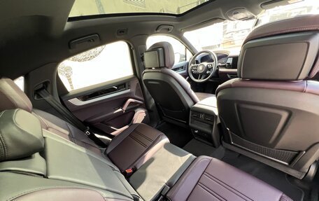 Porsche Cayenne III, 2024 год, 15 500 000 рублей, 14 фотография