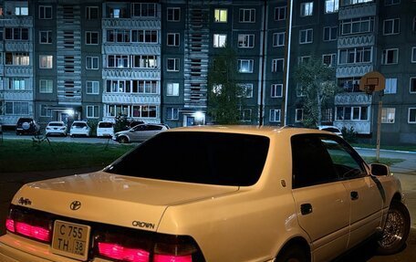 Toyota Crown, 1996 год, 630 000 рублей, 19 фотография