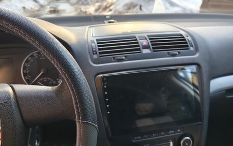 Skoda Octavia, 2010 год, 750 000 рублей, 12 фотография