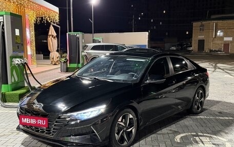 Hyundai Elantra, 2020 год, 1 940 000 рублей, 2 фотография