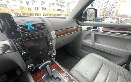 Volkswagen Touareg III, 2008 год, 1 300 000 рублей, 10 фотография