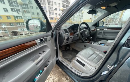 Volkswagen Touareg III, 2008 год, 1 300 000 рублей, 8 фотография