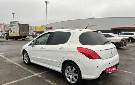 Peugeot 308 II, 2011 год, 595 000 рублей, 3 фотография