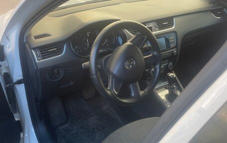 Skoda Octavia, 2014 год, 1 250 000 рублей, 17 фотография