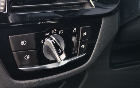 BMW 5 серия, 2018 год, 3 250 000 рублей, 13 фотография