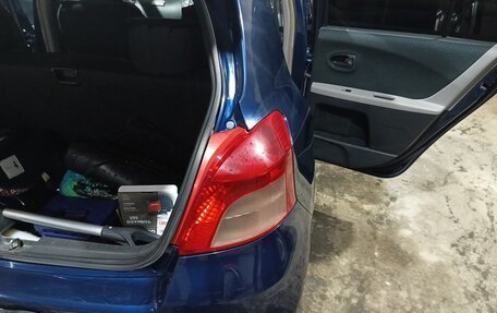 Toyota Vitz, 2005 год, 500 000 рублей, 13 фотография