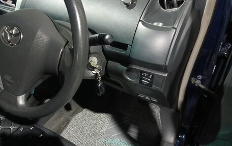 Toyota Vitz, 2005 год, 500 000 рублей, 18 фотография