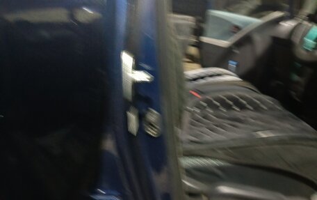 Toyota Vitz, 2005 год, 500 000 рублей, 21 фотография