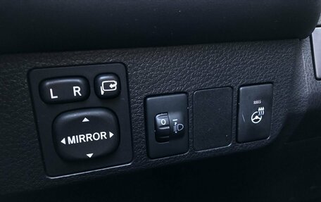 Toyota RAV4, 2017 год, 2 650 000 рублей, 14 фотография