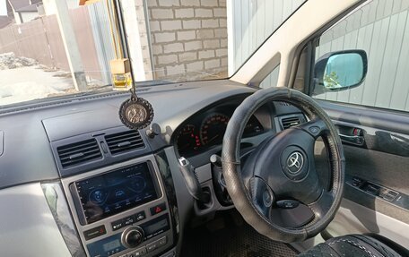 Toyota Ipsum II, 2001 год, 820 000 рублей, 2 фотография