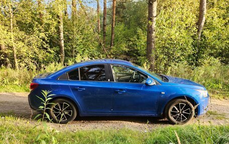 Chevrolet Cruze II, 2011 год, 800 000 рублей, 6 фотография