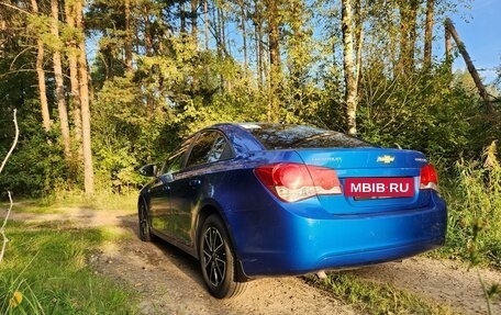 Chevrolet Cruze II, 2011 год, 800 000 рублей, 7 фотография