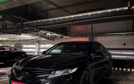 Toyota Camry, 2019 год, 3 200 000 рублей, 2 фотография