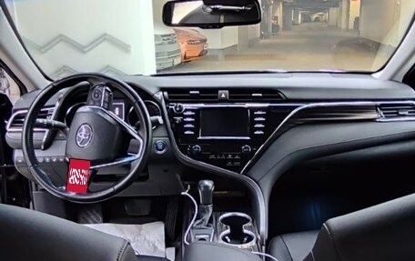 Toyota Camry, 2019 год, 3 200 000 рублей, 9 фотография