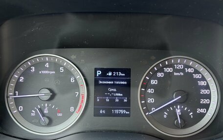 Hyundai Tucson III, 2018 год, 1 990 000 рублей, 12 фотография