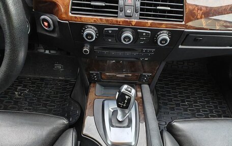 BMW 5 серия, 2007 год, 1 250 000 рублей, 10 фотография