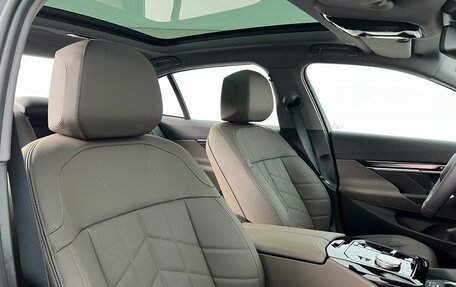 BMW 5 серия, 2025 год, 8 390 000 рублей, 11 фотография